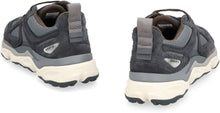 Load image into Gallery viewer, Satellite Runner Low-top sneakers
