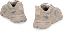 Load image into Gallery viewer, Satellite Runner low-top sneakers
