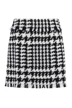 Load image into Gallery viewer, Houndstooth mini skirt
