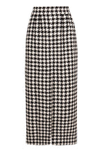 Load image into Gallery viewer, Houndstooth skirt
