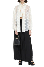 Load image into Gallery viewer, Printed satin blouse
