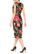 Load image into Gallery viewer, Printed silk dress
