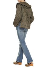 Load image into Gallery viewer, Padded cropped jacket
