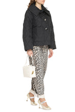 Load image into Gallery viewer, Quilted jacket
