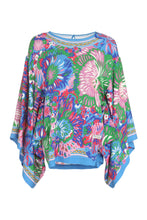 Load image into Gallery viewer, Printed silk blouse
