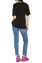 Load image into Gallery viewer, T-shirt with Gianpiero D’Alessandro print
