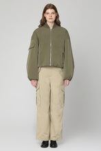 Load image into Gallery viewer, Satin bomber-jacket
