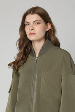 Load image into Gallery viewer, Satin bomber-jacket
