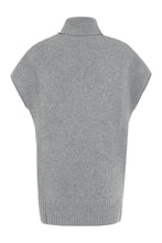 Load image into Gallery viewer, Fabio knitted vest
