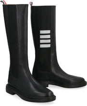 Load image into Gallery viewer, Leather Chelsea boots
