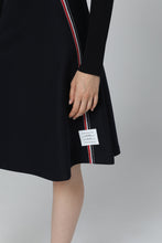 Load image into Gallery viewer, Flared skirt
