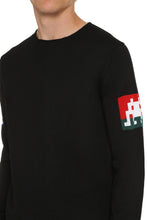 Load image into Gallery viewer, Fine knit crew-neck sweater
