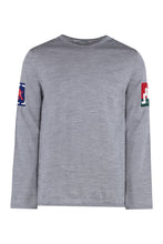 Load image into Gallery viewer, Fine knit crew-neck sweater
