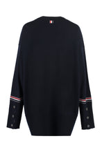 Load image into Gallery viewer, Merino wool sweater
