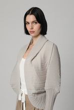 Load image into Gallery viewer, Floc pleated shrug
