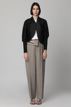 Load image into Gallery viewer, Floc pleated shrug
