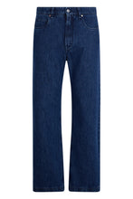 Load image into Gallery viewer, Straight leg jeans
