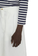 Load image into Gallery viewer, Techno fabric bermuda-shorts
