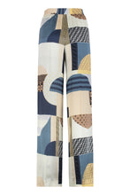 Load image into Gallery viewer, Printed silk pants

