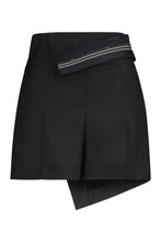 Load image into Gallery viewer, Wool shorts
