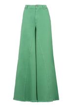 Load image into Gallery viewer, Wide-leg jeans
