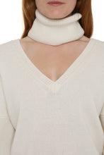 Load image into Gallery viewer, Wool and cashmere sweater

