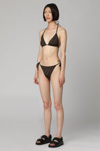 Load image into Gallery viewer, Bikini con reggiseno a triangolo
