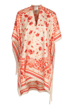 Load image into Gallery viewer, Patterned capelet

