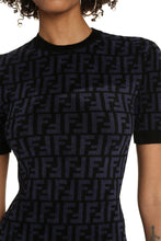 Load image into Gallery viewer, Midi velvet dress
