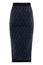 Load image into Gallery viewer, Velvet pencil skirt
