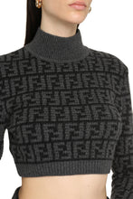 Load image into Gallery viewer, Cashmere turtleneck sweater
