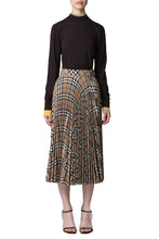 Load image into Gallery viewer, Wool sweater
