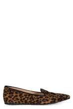 Load image into Gallery viewer, Printed leather loafers
