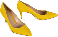 Load image into Gallery viewer, Suede pumps
