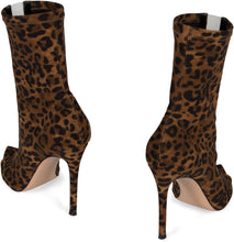 Load image into Gallery viewer, Leather ankle boots
