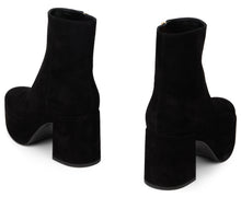 Load image into Gallery viewer, Ankle boot with heel Sally in suede leather
