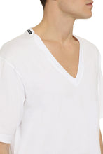 Load image into Gallery viewer, V-neck t-shirt

