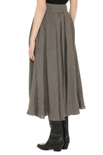 Load image into Gallery viewer, Linen skirt

