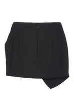 Load image into Gallery viewer, Crepe mini skirt

