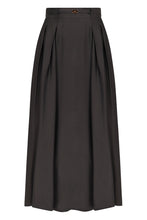 Load image into Gallery viewer, Satin skirt
