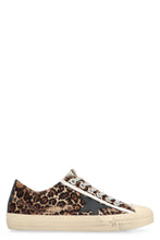 Load image into Gallery viewer, V-Star low-top sneakers
