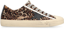 Load image into Gallery viewer, V-Star low-top sneakers
