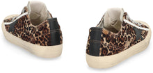 Load image into Gallery viewer, V-Star low-top sneakers
