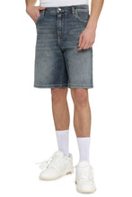 Load image into Gallery viewer, Denim shorts
