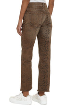 Load image into Gallery viewer, Deryn cropped flare jeans
