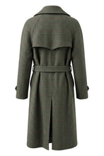 Load image into Gallery viewer, Wool coat with houndstooth pattern
