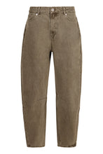 Load image into Gallery viewer, Tapered fit jeans
