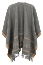 Load image into Gallery viewer, Hildestd wool cape

