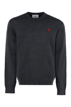 Load image into Gallery viewer, Crew-neck wool sweater
