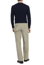 Load image into Gallery viewer, Crew-neck cashmere sweater

